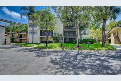 2311 S Cypress Bend #419A, Pompano Beach, FL 33069 - Photo 7