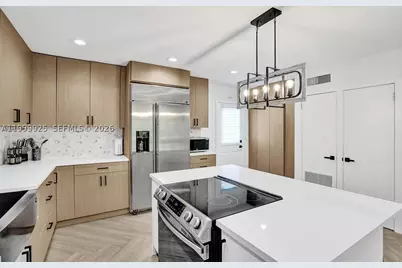 911 N Northlake, Hollywood, FL 33019 - Photo 41