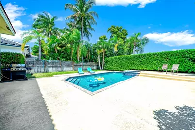 1241 S 13th, Hollywood, FL 33019 - Photo 37