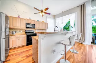 1241 S 13th, Hollywood, FL 33019 - Photo 3