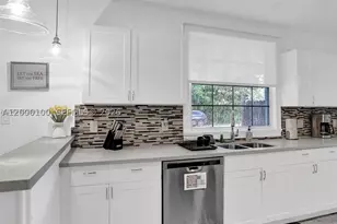 2501 NE 181st, North Miami Beach, FL 33160 - Photo 11