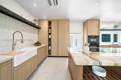 909 Roderigo, Coral Gables, FL 33134 - Photo 9