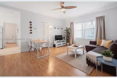 2615 Collins #37, Miami Beach, FL 33140 - Photo 3