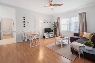 2615 Collins, Miami Beach, FL 33140 - Photo 3