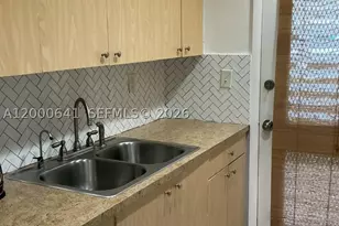 16900 NE 14, Miami, FL 33162 - Photo 15