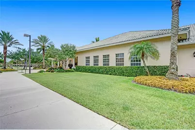 1871 Silverbell, Weston, FL 33327 - Photo 9