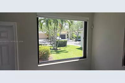 1871 Silverbell, Weston, FL 33327 - Photo 7