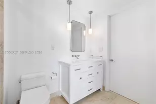6000 Collins, Miami Beach, FL 33140 - Photo 11