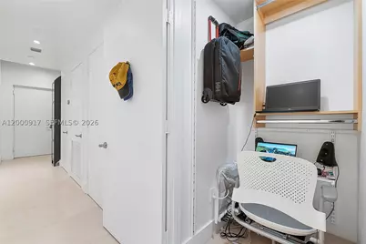6000 Collins #527, Miami Beach, FL 33140 - Photo 13
