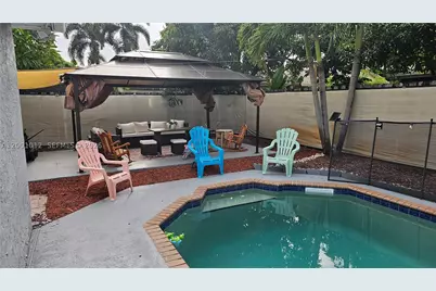 8421 NW 8th, Pembroke Pines, FL 33024 - Photo 25
