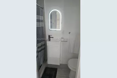 8421 NW 8th, Pembroke Pines, FL 33024 - Photo 21