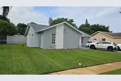 8421 NW 8th, Pembroke Pines, FL 33024 - Photo 7