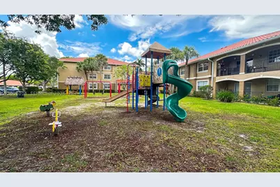 11700 SW 2nd #13-201, Pembroke Pines, FL 33025 - Photo 3