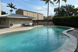 10900 SW 104th, Miami, FL 33176 - Photo 37