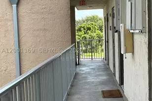 10900 SW 104th, Miami, FL 33176 - Photo 11