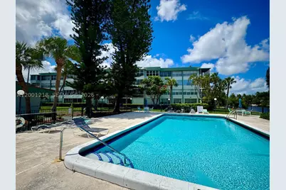 2741 Taft #404, Hollywood, FL 33020 - Photo 15