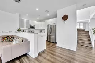 1042 Thistle Creek, Weston, FL 33327 - Photo 15