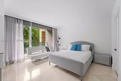 3400 SW 27th #201, Miami, FL 33133 - Photo 9