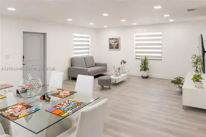 308 NW 2nd, Hallandale, FL 33009 - Photo 9