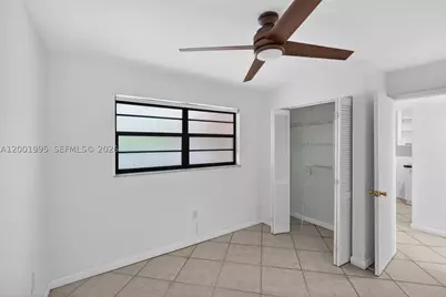 1250 Lincoln #404, Miami Beach, FL 33139 - Photo 19