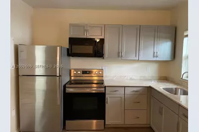 1720 Pierce #1, Hollywood, FL 33020 - Photo 5