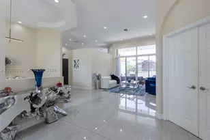 2557 Jardin, Weston, FL 33327 - Photo 11