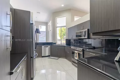 2557 Jardin, Weston, FL 33327 - Photo 25