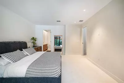 1735 Michigan, Miami Beach, FL 33139 - Photo 21