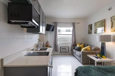 335 Ocean #120, Miami Beach, FL 33139 - Photo 5
