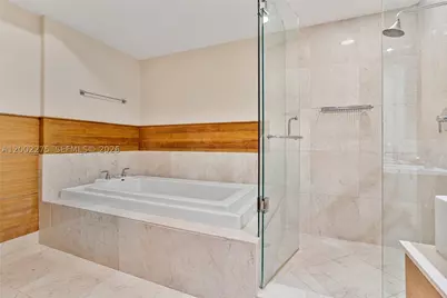 218 SE 14th #2105, Miami, FL 33131 - Photo 15