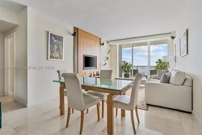 218 SE 14th #2105, Miami, FL 33131 - Photo 7