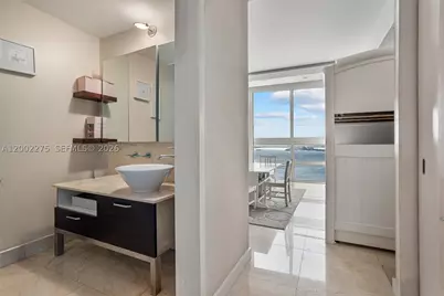 218 SE 14th #2105, Miami, FL 33131 - Photo 19