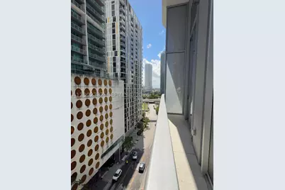 77 SE 5th #1010, Miami, FL 33131 - Photo 1