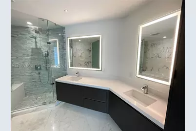 851 NE 1st #3103, Miami, FL 33132 - Photo 9