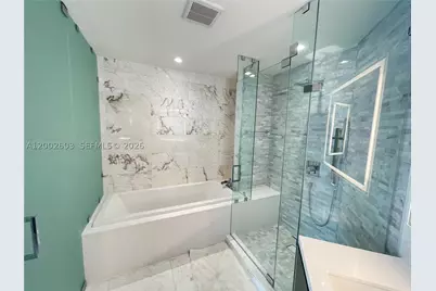 851 NE 1st #3103, Miami, FL 33132 - Photo 11