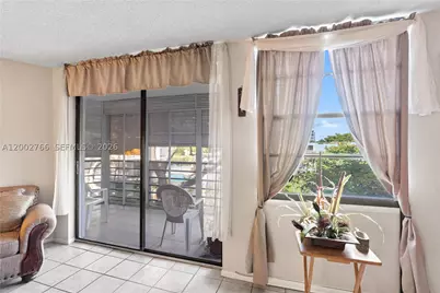 20500 W Country Club #405, Aventura, FL 33180 - Photo 11