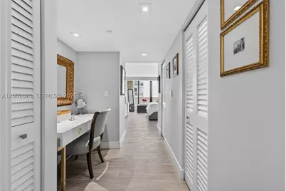 5757 Collins #1104, Miami Beach, FL 33140 - Photo 27