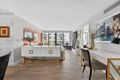 5757 Collins #1104, Miami Beach, FL 33140 - Photo 19