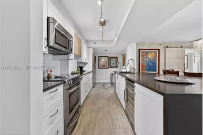 5757 Collins #1104, Miami Beach, FL 33140 - Photo 15