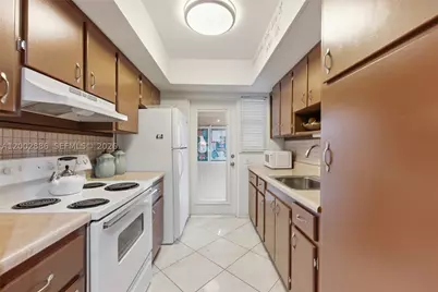 3216 SE 12th #8, Pompano Beach, FL 33062 - Photo 15