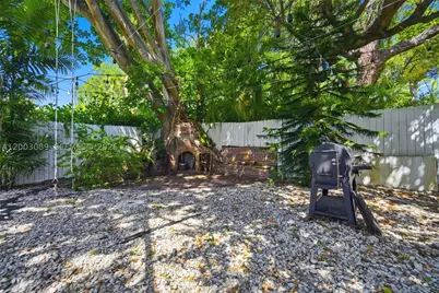 2300 S Miami, Miami, FL 33129 - Photo 59