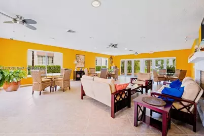 124 NE 19th #114B, Wilton Manors, FL 33305 - Photo 25