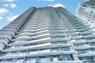 77 SE 5th, Miami, FL 33131 - Photo 17
