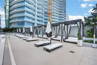 77 SE 5th #2705, Miami, FL 33131 - Photo 27