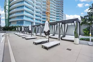 77 SE 5th, Miami, FL 33131 - Photo 27