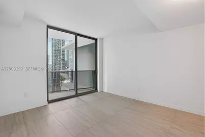 77 SE 5th #2705, Miami, FL 33131 - Photo 13