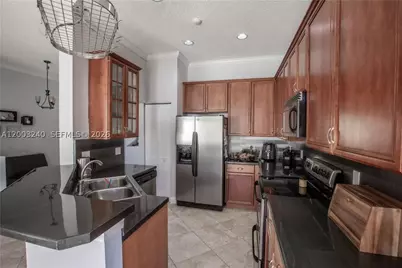 777 Tanglewood, Weston, FL 33327 - Photo 5
