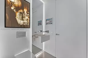 801 Brickell Key, Miami, FL 33131 - Photo 17