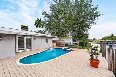 2832 NW 10th, Wilton Manors, FL 33311 - Photo 25