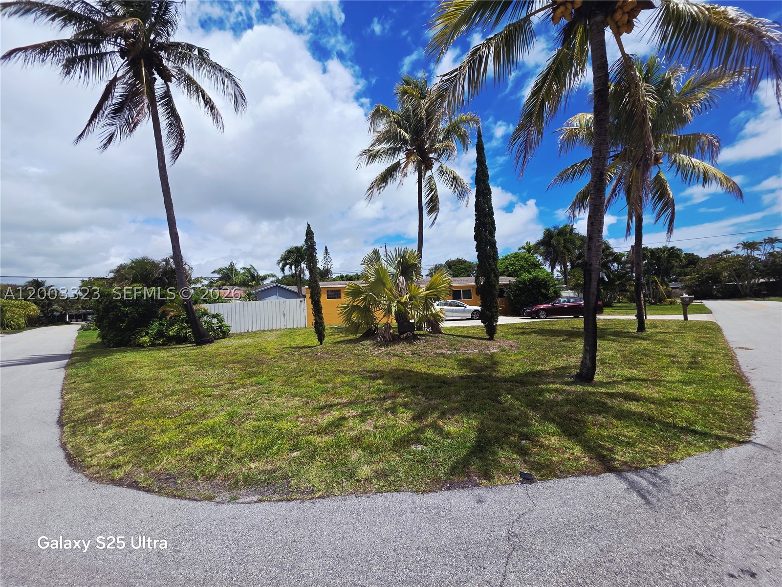 31 NE 27th main architectural view